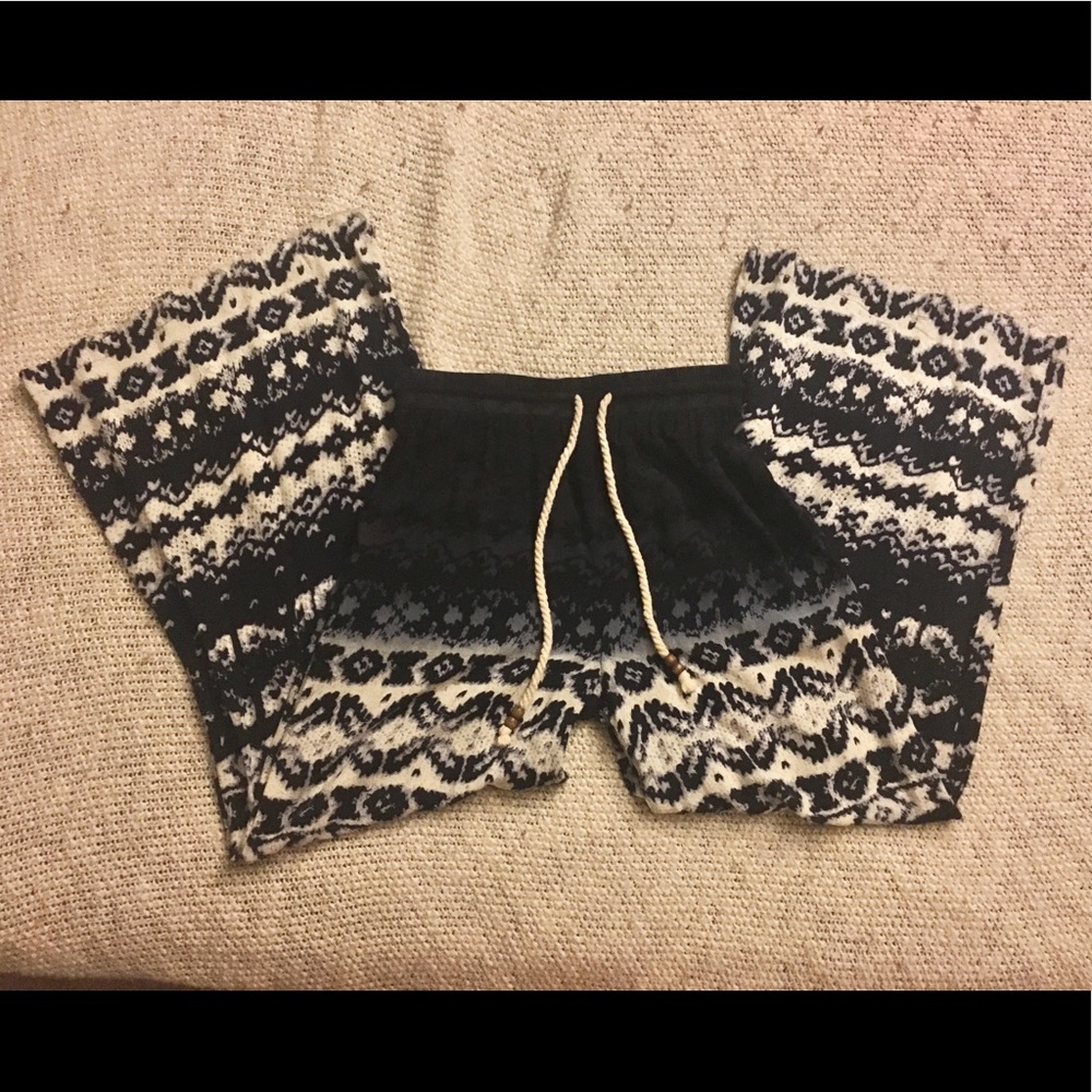 MissMe Boho Pants 🦕